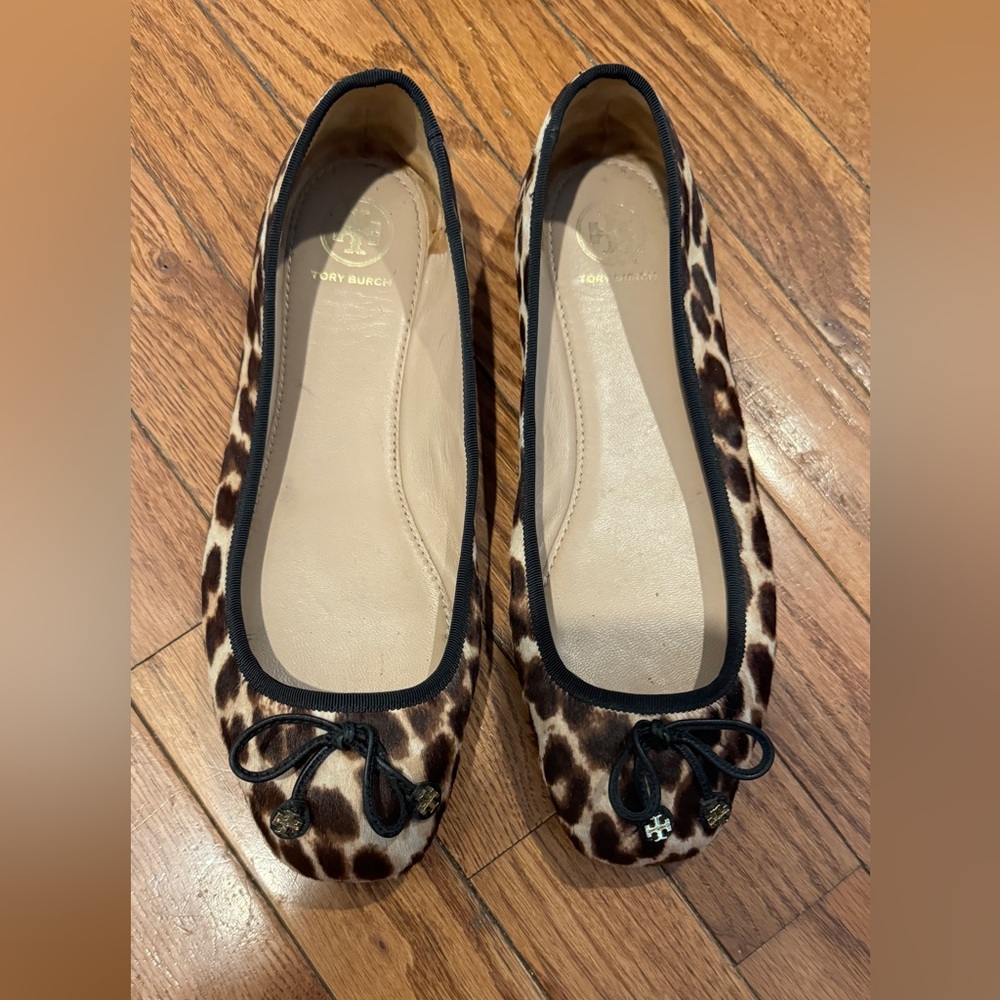 Tory Burch Animal Print Ballet Flats Size 9